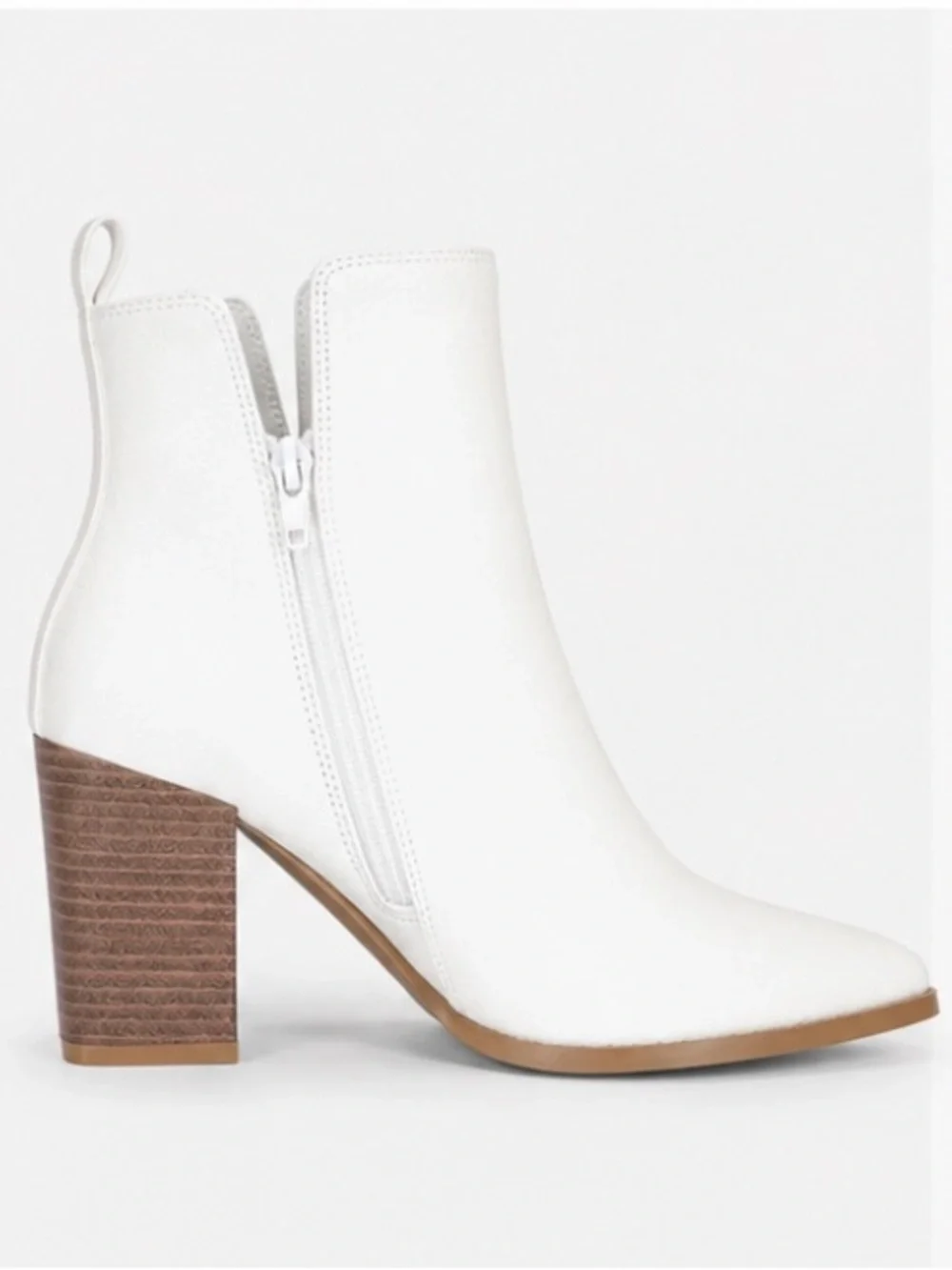 NWT Rilista Womens V Cutout Ankle Boots Pointed Toe Chunky 9.5  White  zipper